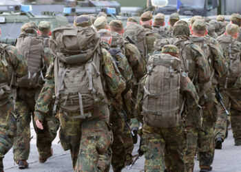 Ganz Europa wird zur Armee eingezogen