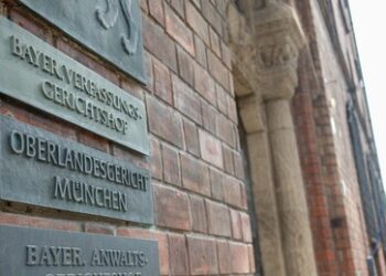 Oberlandesgericht München verurteilt drei Russlanddeutsche wegen Spionage