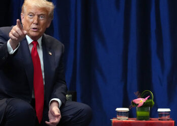 Peacemaker Trump – Flugzeugträger gegen Fischerboote