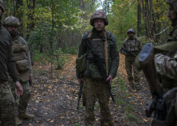 Russisches Militär kesselt mehr als 10.000 ukrainische Soldaten ein
