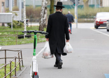 Schweiz: Gericht verurteilt Mann wegen geplantem Messerangriff auf Juden