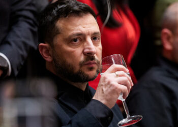 Selenskij entsendet Marine-Soldaten in die Türkei und nach Großbritannien