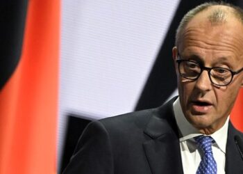 Tag der Einheit: Merz ruft zur Verteidigung gegen "Autokratien" auf und wirbt für den Wehrdienst