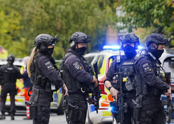 Tote und Verletzte nach Messerangriff auf Synagoge in Manchester – Behörden vermuten Terrorattacke