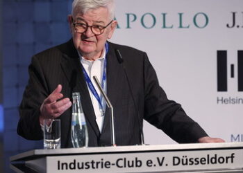 "Kommen Freunde Putins an die Macht?" – Joschka Fischer zu Gast im "Industrie-Club Düsseldorf"
