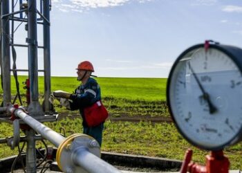 Bericht: Russische Ölexporte nach Indien steigen trotz westlicher Sanktionen