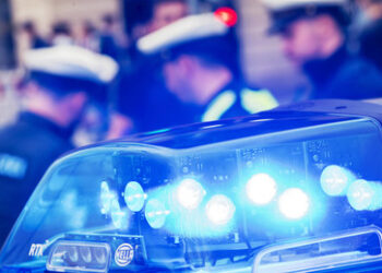 Berlin: Drei Kinder auf Spielplatz brutal ausgeraubt und schwer verletzt