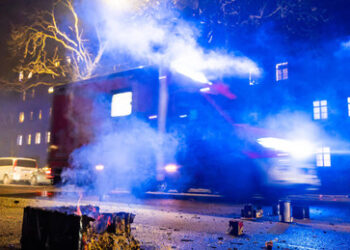 Berliner Feuerwehrchef fordert umfassendes Böllerverbot für Berlin