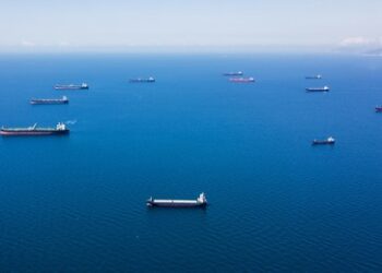 Bloomberg: Rund eine Milliarde Barrel Öl stapeln sich auf Tankschiffen weltweit