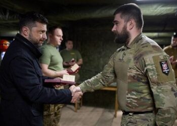 Lawrow kritisiert Selenskij für Medaillen-Verleihung an Nazis