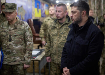 Ukrainischer Abgeordneter: Selenskijs Umfragewerte nach Korruptionsskandal eingebrochen