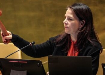 Ungültige Pässe, gültige Visa: Baerbocks Visa-Politik unter strafrechtlicher Prüfung