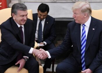 Usbekistan: Präsident Mirsijojew lädt Trump ein und nennt ihn "Präsident des Friedens"
