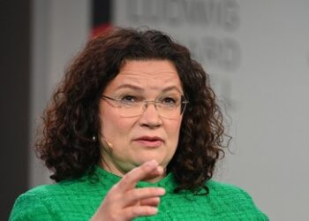 Arbeitsagentur: Nach Arbeitsplatzverlust bestehen kaum Chancen auf neuen Job