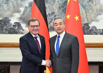 Der Bittsteller diktiert nicht die Bedingungen: Wadephul in China