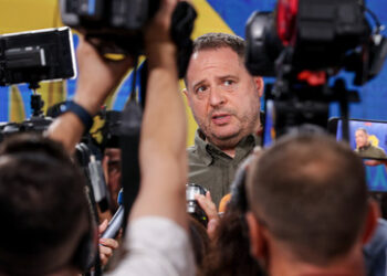 Ehemalige Pressesprecherin: Jermak sabotierte Anweisungen von Selenskij