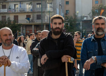 Griechenland: Landesweiter Streik der Gewerkschaften plus elf Tage Straßenblockaden der Bauern