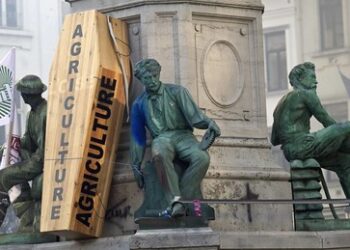 Griechische Bauern: An Feiertagen dürfen Bürger passieren – wir öffnen ihnen auch Mautschranken