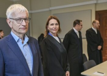 Kein Anspruch auf Zensur ganzer Facebook-Gruppen: Deutsche Umwelthilfe unterliegt vor Gericht