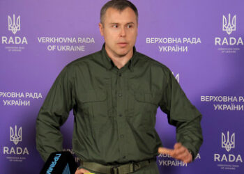 Kiewer Abgeordneter: Korruptionsskandal schwächt Position der Ukraine bei Friedensverhandlungen