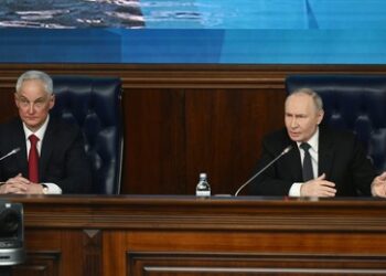 NATO, Oreschniks, "goldene Toiletten": Höhepunkte aus Putins Sitzung im Verteidigungsministerium