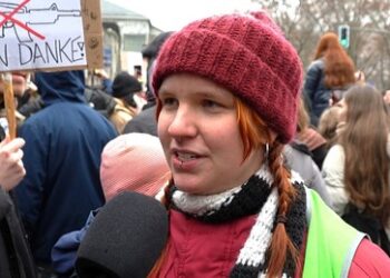 Organisatorin des Schulstreiks: "Wir müssen zeigen, dass wir unbequem sind"
