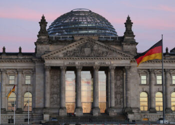 Politico: Deutschland wird Hauptgarant des "Reparationskredits" für die Ukraine