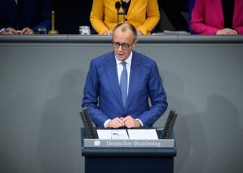 Regierungserklärung mit russophobem Grundton – Merz: "Druck auf Putin muss noch weiter steigen"