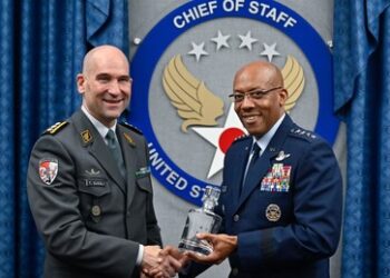 Russland als ewige Bedrohung: Panikmacher Süssli tritt ab