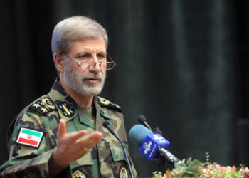 Anhaltende Proteste im Iran: Militär richtet Drohung an Israel