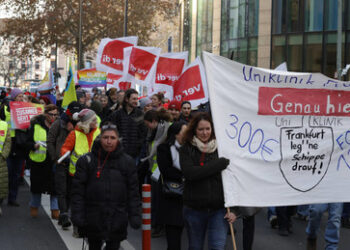 Deutschland: Gewerkschaften kündigen Ausweitung der Warnstreiks im öffentlichen Dienst an