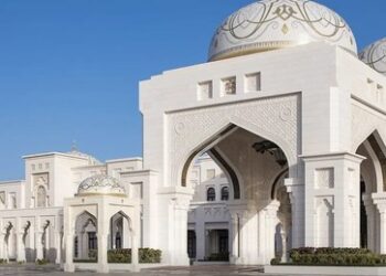 Kreml gibt Schwerpunkt für trilaterale Gespräche in Abu Dhabi bekannt