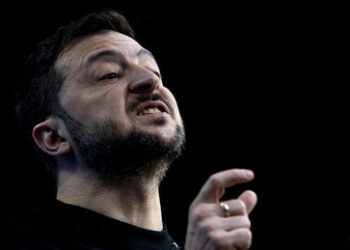 Luftabwehr: Selenskij übt scharfe Kritik am Westen wegen Raketenmangels