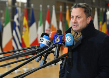 Luxemburgs Außenminister: Selenskij soll "keine Ultimaten stellen"