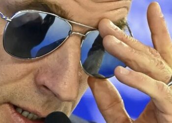 Macrons Sonnenbrille wird zum Hit