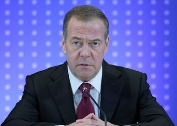 Medwedew zu Strafverfahren gegen Ex-PM Timoschenko: "Endet meist mit Blut oder Flucht"