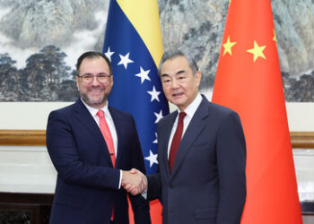 Venezuela: Chinesisches Außenministerium verurteilt Einsatz von Gewalt durch USA aufs Schärfste