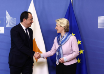 Von der Leyen hält an Arktis-Kooperation mit den USA fest