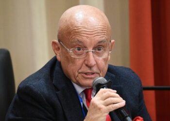 Karaganow: Müssen bereit sein für begrenzte nukleare Schläge gegen den Westen