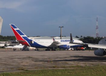 Kuba: Behörden warnen Fluggesellschaften vor Mangel an Treibstoff
