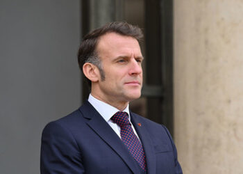 Macron: Ob es gefällt oder nicht, Russland wird auch morgen noch da sein