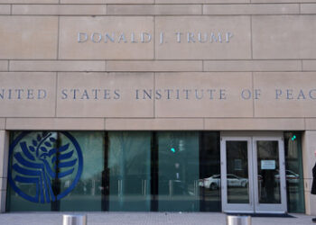 Trotz anfänglicher Absagen nehmen deutsche Vertreter teil: Trumps Friedensrat tritt zusammen