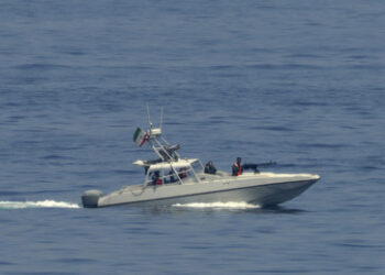 Vorwurf des Treibstoffschmuggels: Iran setzt im Persischen Golf zwei Tanker fest