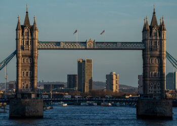 Wie Briten den Frieden sabotieren – und Krieg als permanenten Normalzustand etablieren