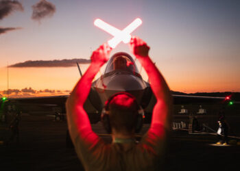 "Diese Verhaftung dient als Warnung": Ex-Offizier der US-Luftwaffe wegen China-Kontakten vor Gericht