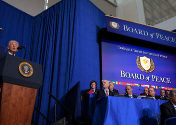 "Sonst passieren schlimme Dinge": Trump stellt Iran 10-tägiges Ultimatum für Friedensabkommen