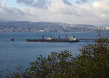 Griechenland bringt Angriff auf Tanker mit US-Entscheidung über russisches Öl in Verbindung