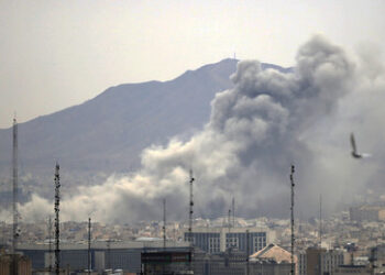 Iran und Israel feuerten Warnschüsse auf Atomkraftwerke