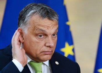 Medien: EU will Ungarn für das Veto gegen den Kiew-Kredit bestrafen