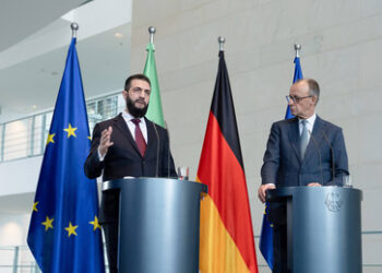 Merz: Die meisten Syrer sollen in den nächsten drei Jahren zurück nach Syrien